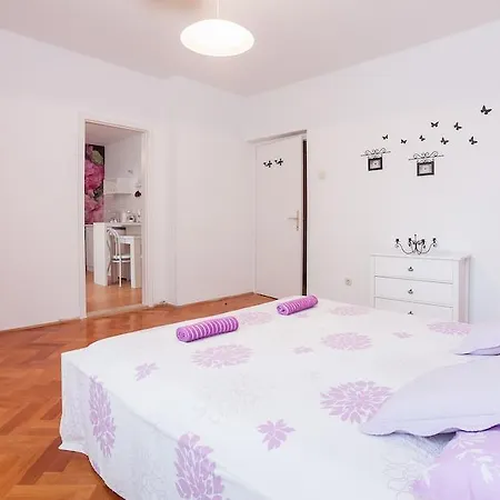 Apartment City *