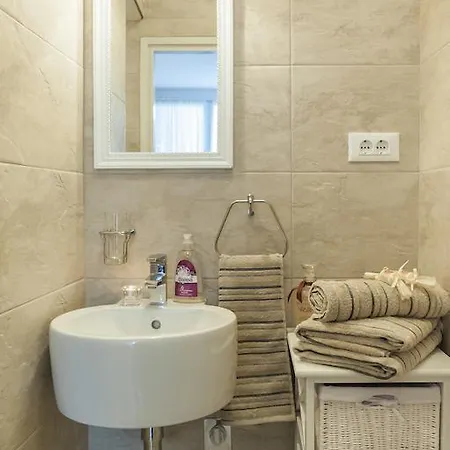 Apartament City *
